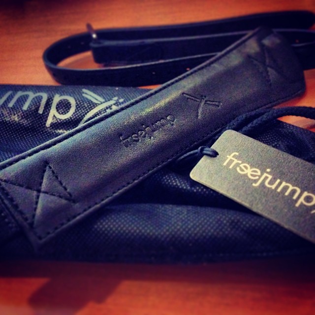 New #freejump leather-stirrups! thank you @sofreejump 😘 #etriviere